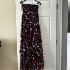 Prom dress, 3d flowers on it , strapless